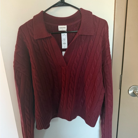 NWT Aritzia Sunday Best V-Neck Cable Knit Sweater in Spiced Burgundy - Picture 2 of 7